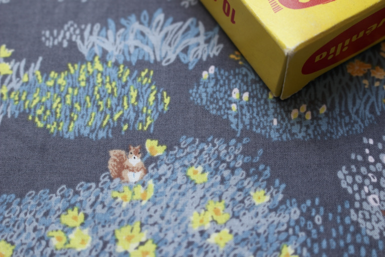 Jc60ローン　リスとフクロウと狐の深い森<br> パープルグレー